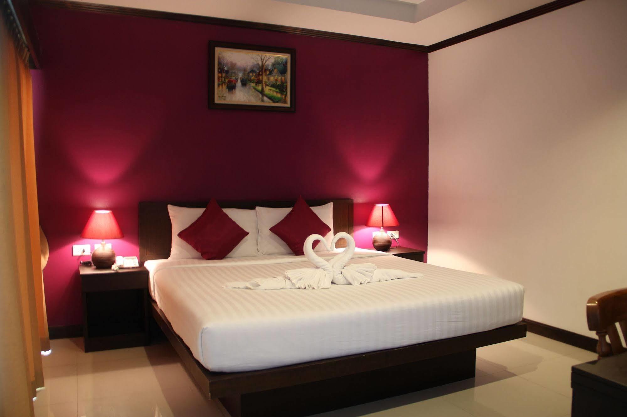 Sri Boutique Hotel Patong Ngoại thất bức ảnh