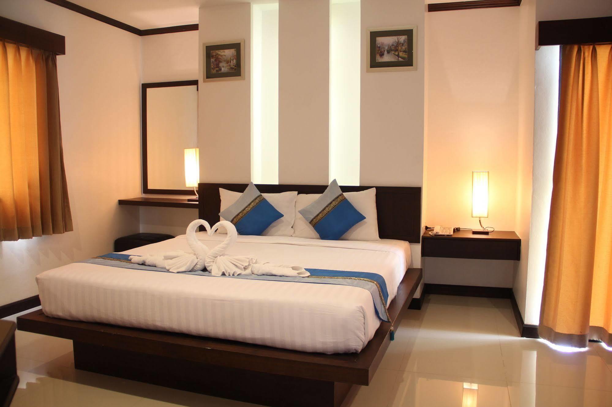 Sri Boutique Hotel Patong Ngoại thất bức ảnh