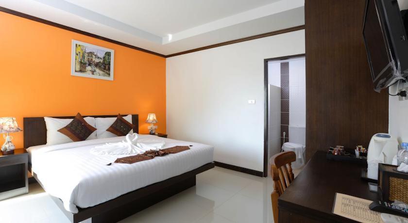 Sri Boutique Hotel Patong Ngoại thất bức ảnh